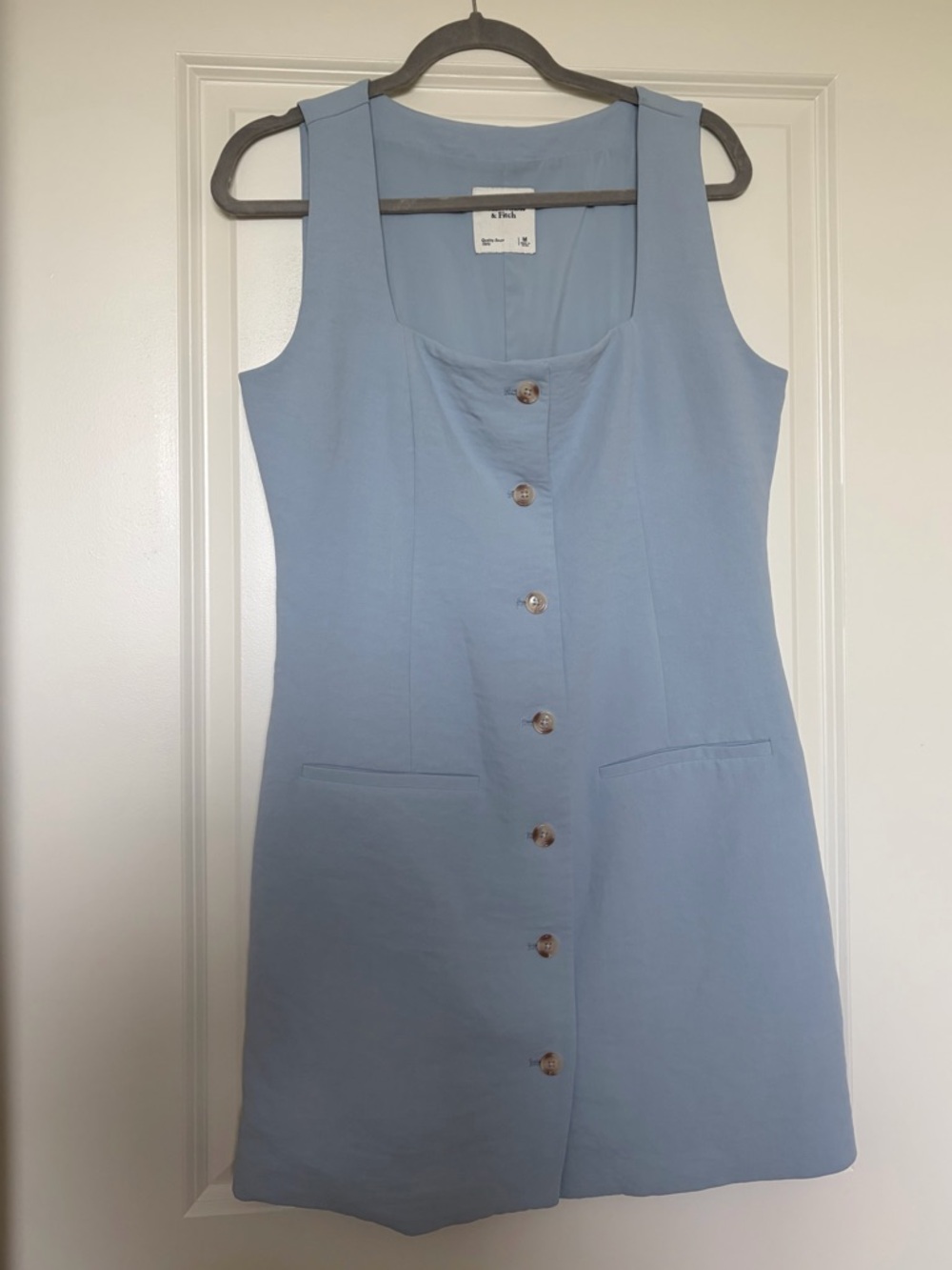 Abercrombie & Fitch- Sleeveless Light Blue Button-Front Women’s Dress